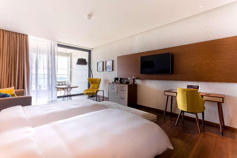 Radisson Blu Hotel Larnaca - Oda