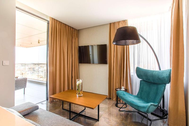 Radisson Blu Hotel Larnaca - Oda