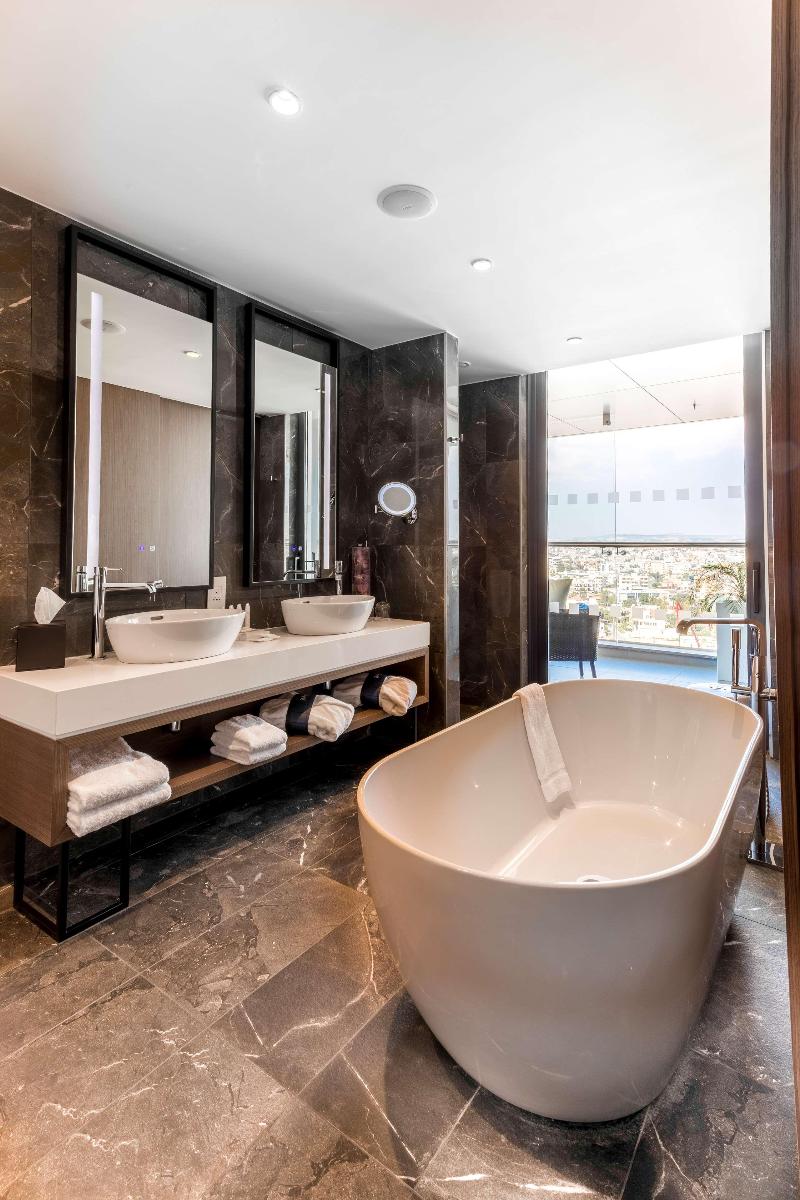 Radisson Blu Hotel Larnaca - Oda