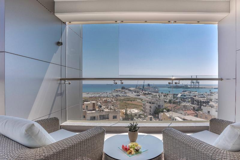 Radisson Blu Hotel Larnaca - Oda