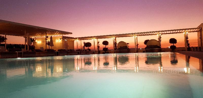 Radisson Blu Hotel Larnaca - Havuz