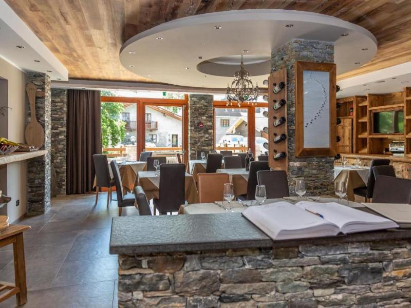 Hotel K2 - Lobi