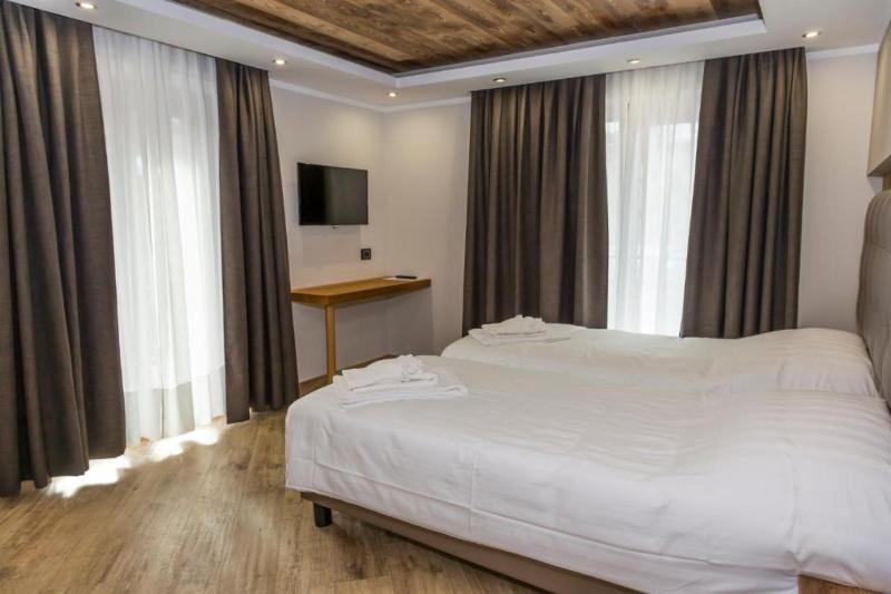 Hotel K2 - Oda