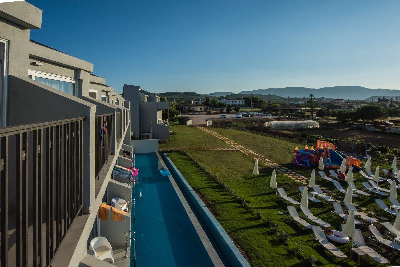 Golden Coast - Genel
