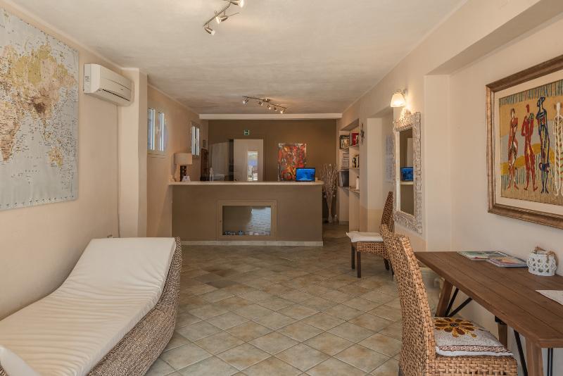 Baia De Bahas Residence - Lobi