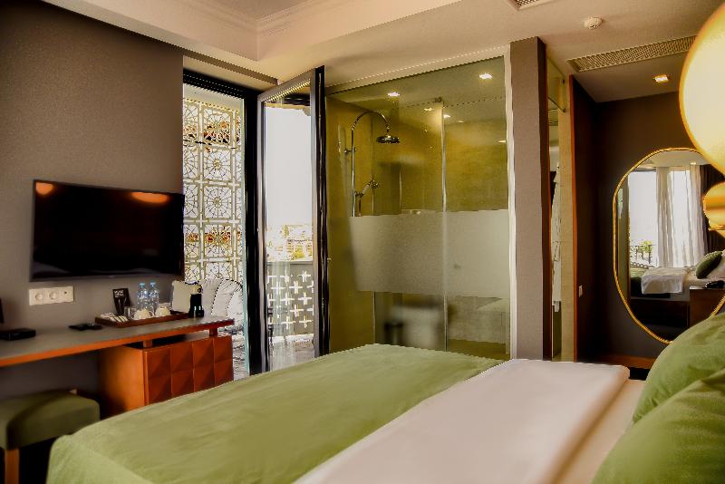 Amante Narikala Hotel - Oda