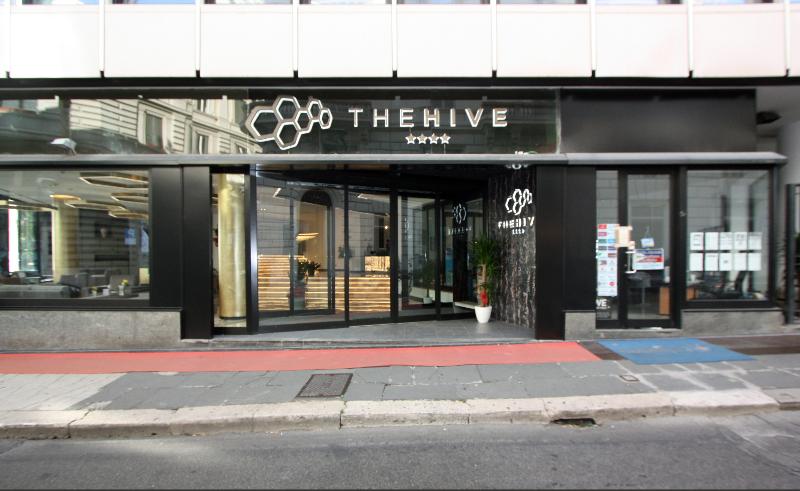 The Hive Hotel - Genel