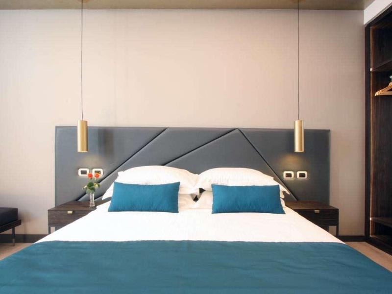 The Hive Hotel - Oda