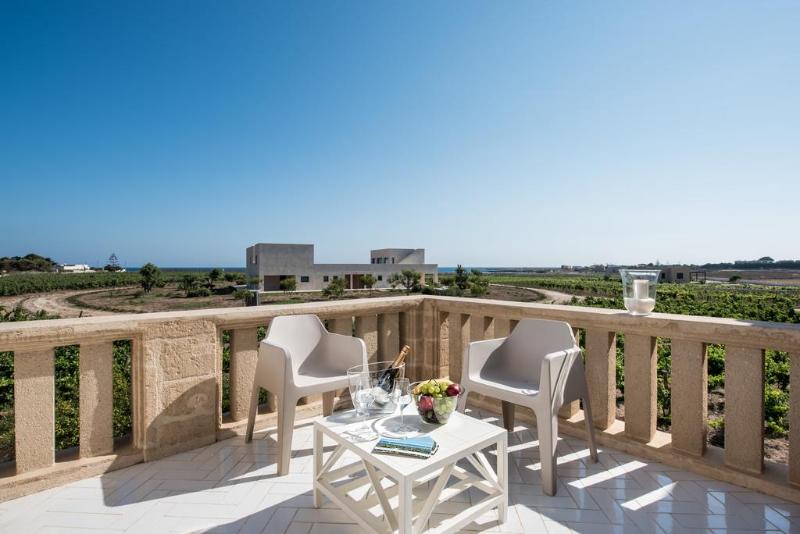 Calamoni Di Favignana - Oda