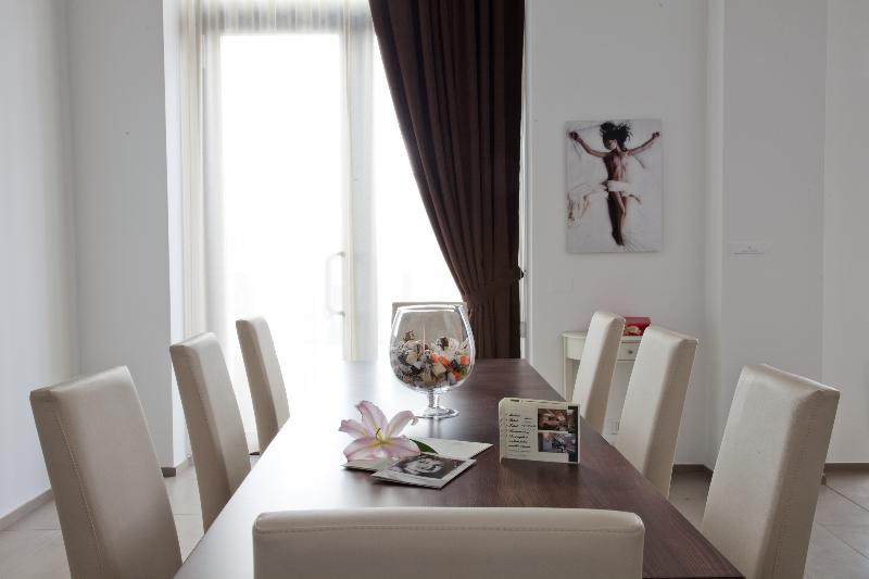 Santa Giulia Art & Wine Residence - Lobi