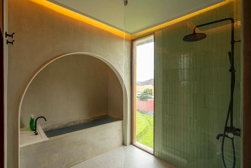 The Kemilau Hotel & Villa Canggu - Oda
