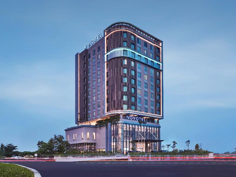 Novotel Karawang - Lobi