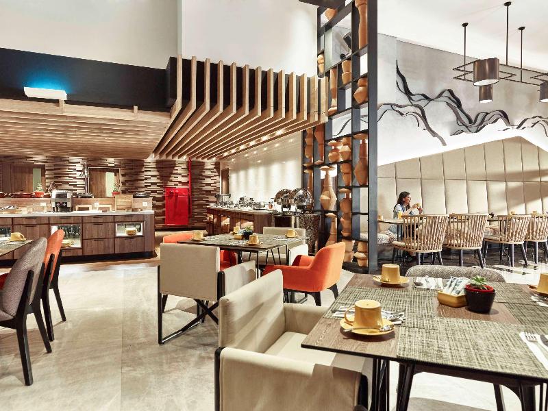 Novotel Karawang - Restoran