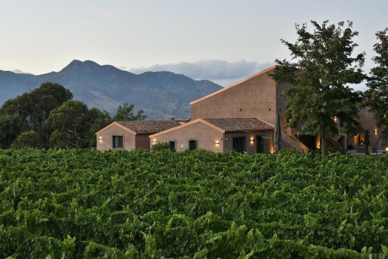 Cavanera Etnea - Resort & Wine Experience - Teras