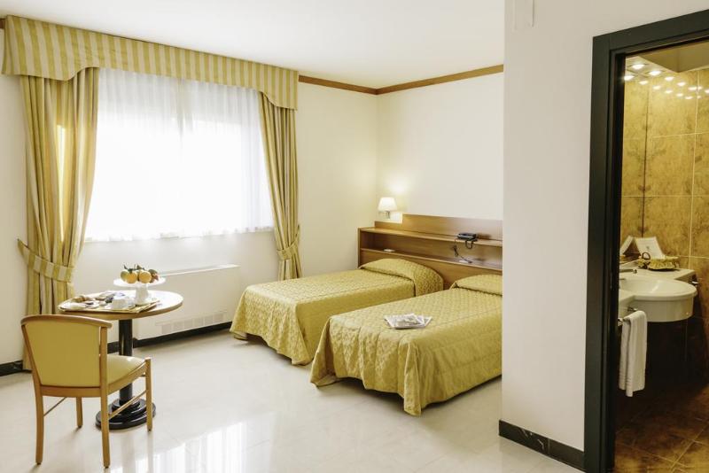 Hotel Federiciano - Oda
