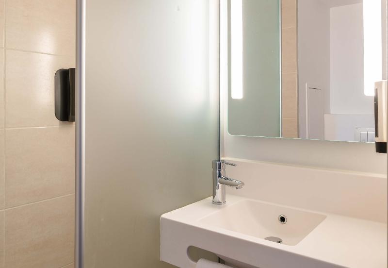 B&B HOTEL Lyon Eurexpo Chassieu - Oda