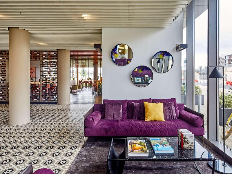 Radisson Hôtel Bordeaux - Lobi