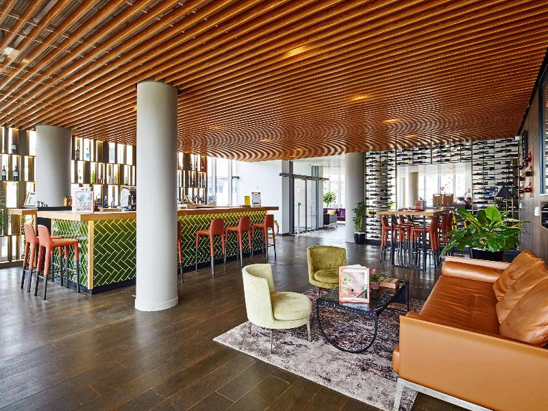 Radisson Hôtel Bordeaux - Lobi