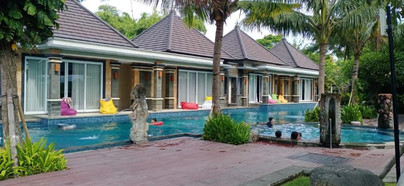 Kori Maharani Villas - Havuz
