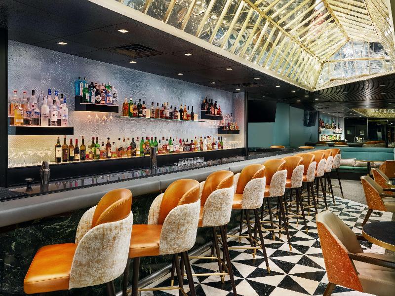 Millennium Hilton New York One UN Plaza - Bar