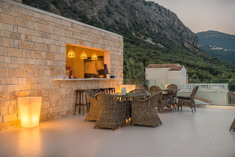 Golden Mare Resort - Bar