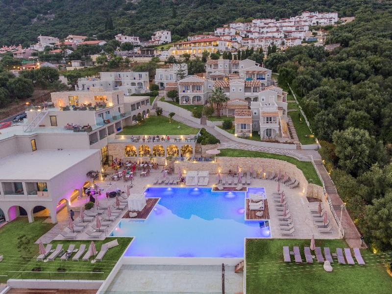 Golden Mare Resort - Genel