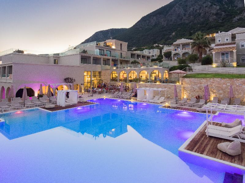 Golden Mare Resort - Havuz