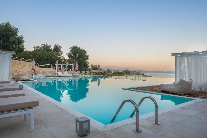 Golden Mare Resort - Havuz