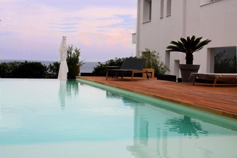 Unìco Boutique Hotel D'Arte - Genel