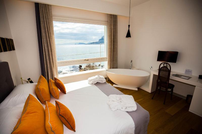 Unìco Boutique Hotel D'Arte - Oda