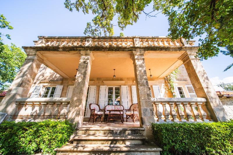 Villa Tereza - Genel