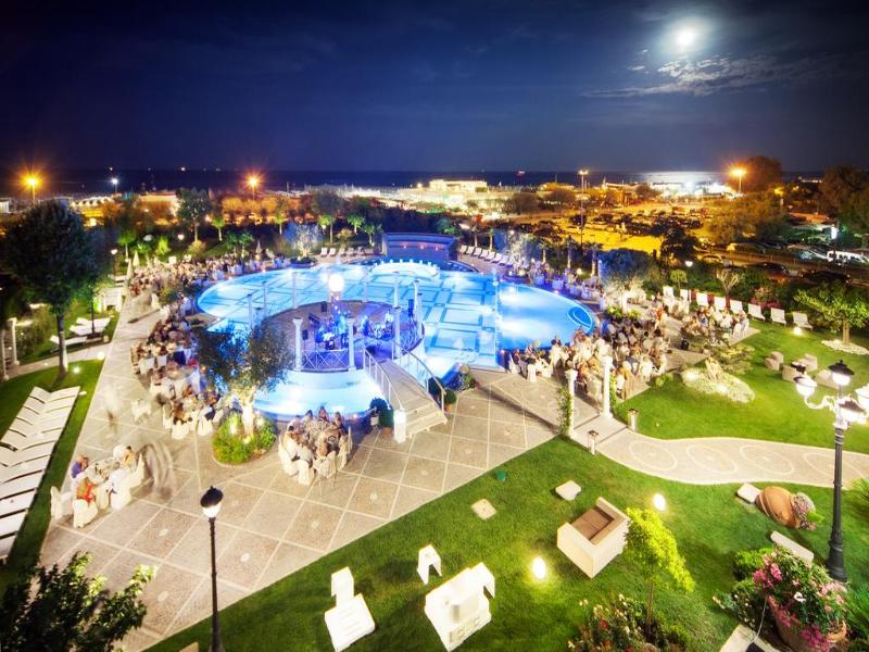 Grand Hotel Da Vinci - Havuz
