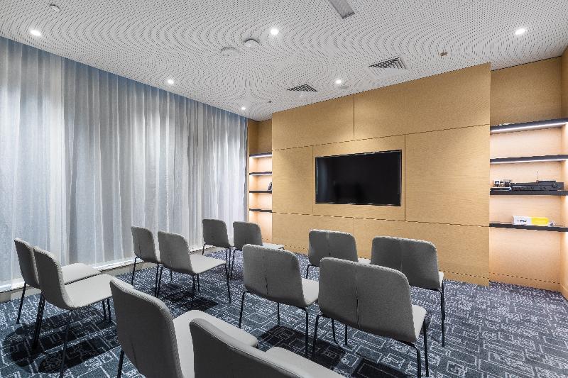 Studio M arabian Plaza Hotel & Hotel Apartments - Toplantı
