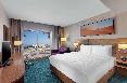 DoubleTree by Hilton Dubai Al Jadaf oda fotoğrafı