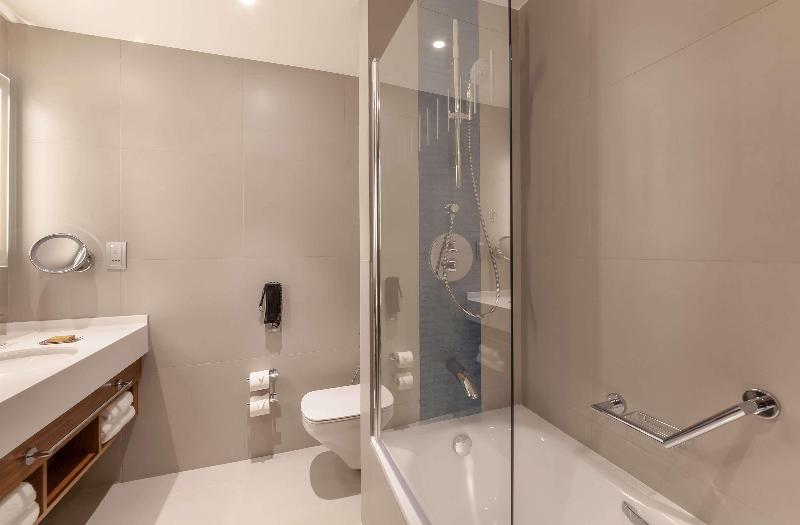 DoubleTree by Hilton Dubai Al Jadaf - Oda