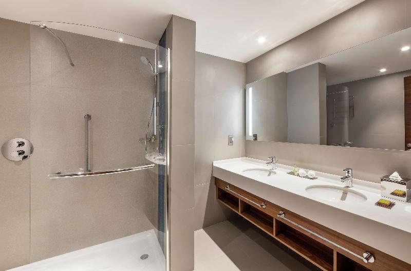 DoubleTree by Hilton Dubai Al Jadaf - Oda