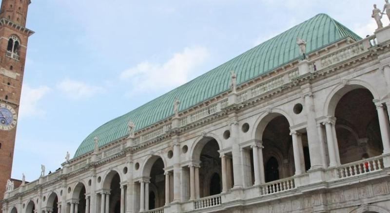 Palazzo Otello - Genel
