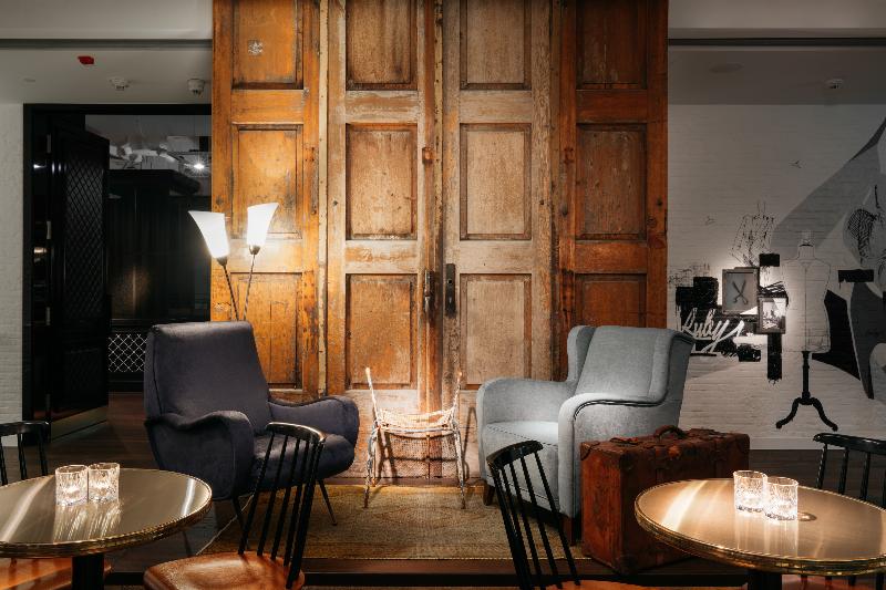 Ruby Coco Hotel Dusseldorf by IHG - Bar