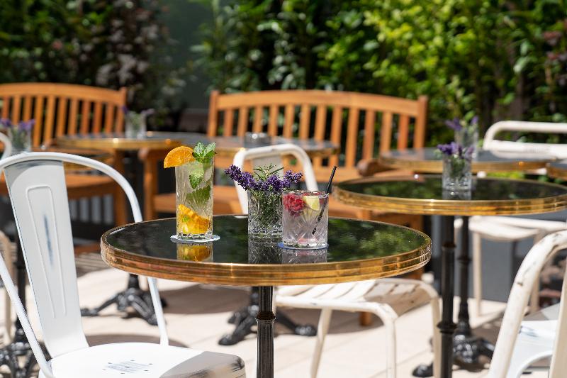 Ruby Coco Hotel Dusseldorf by IHG - Teras