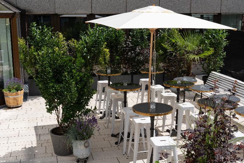 Ruby Coco Hotel Dusseldorf by IHG - Teras