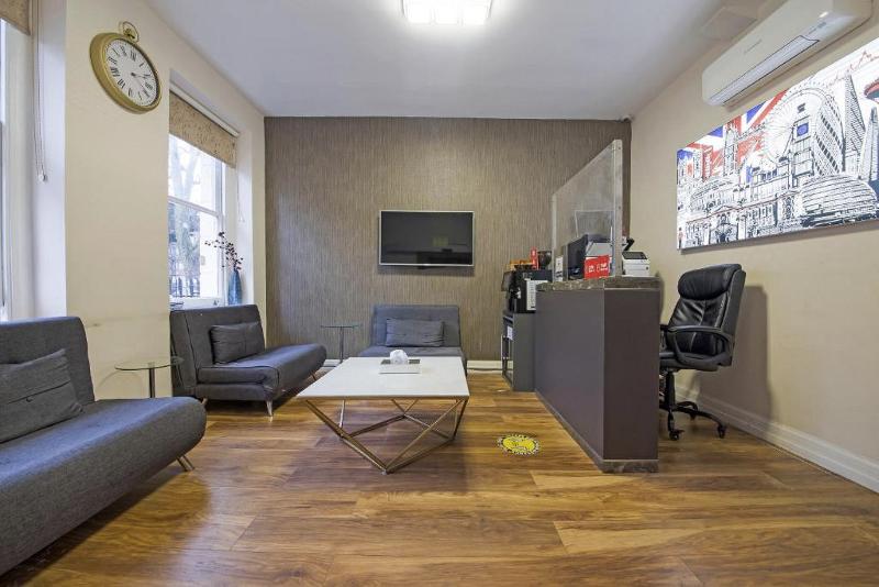 Townhouse 30 Sussex Hotel, London Paddington - Lobi