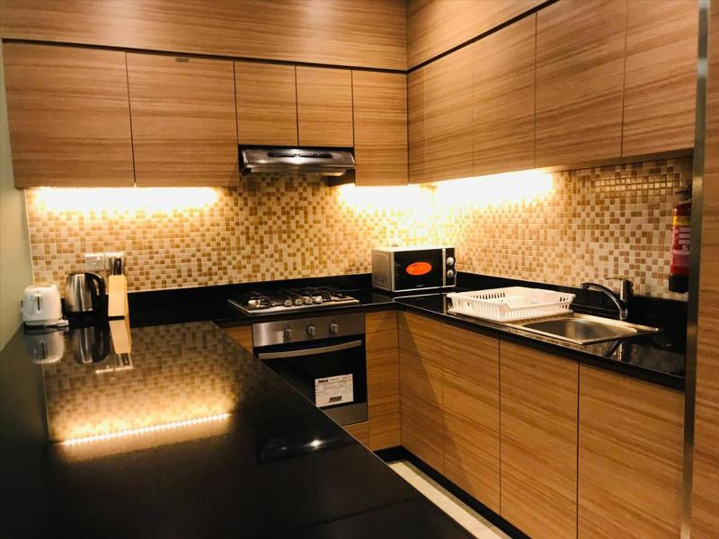Tulip Al Barsha Hotel Apartment - Oda