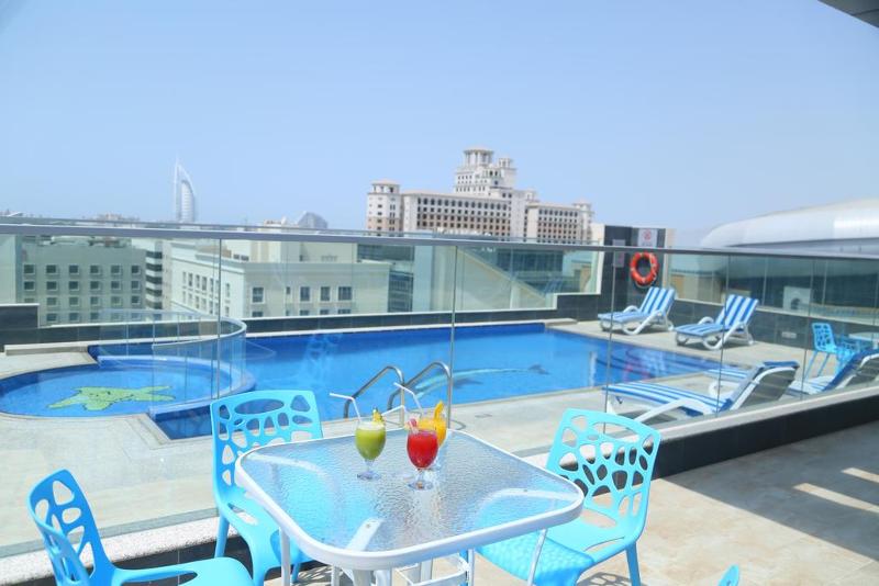Tulip Al Barsha Hotel Apartment - Havuz