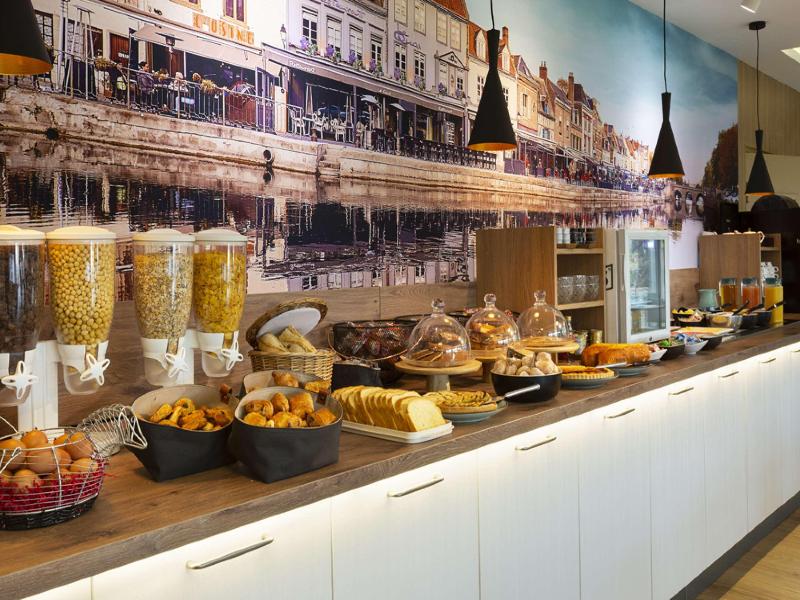 Brit Hotel Confort Amiens - Restoran