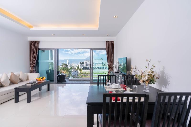 Patong Bay Hill Resort - Oda