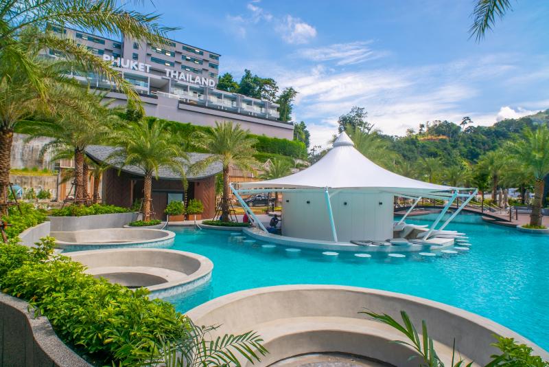 Patong Bay Hill Resort - Havuz
