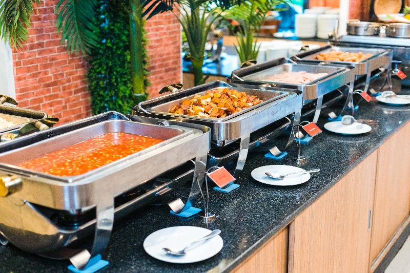 Patong Bay Hill Resort - Restoran