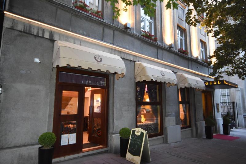 City Savoy - Genel