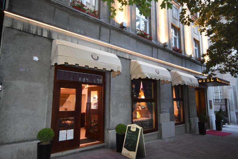 City Savoy - Genel