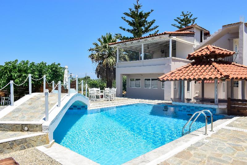 Dias Kavros Hotel - Havuz